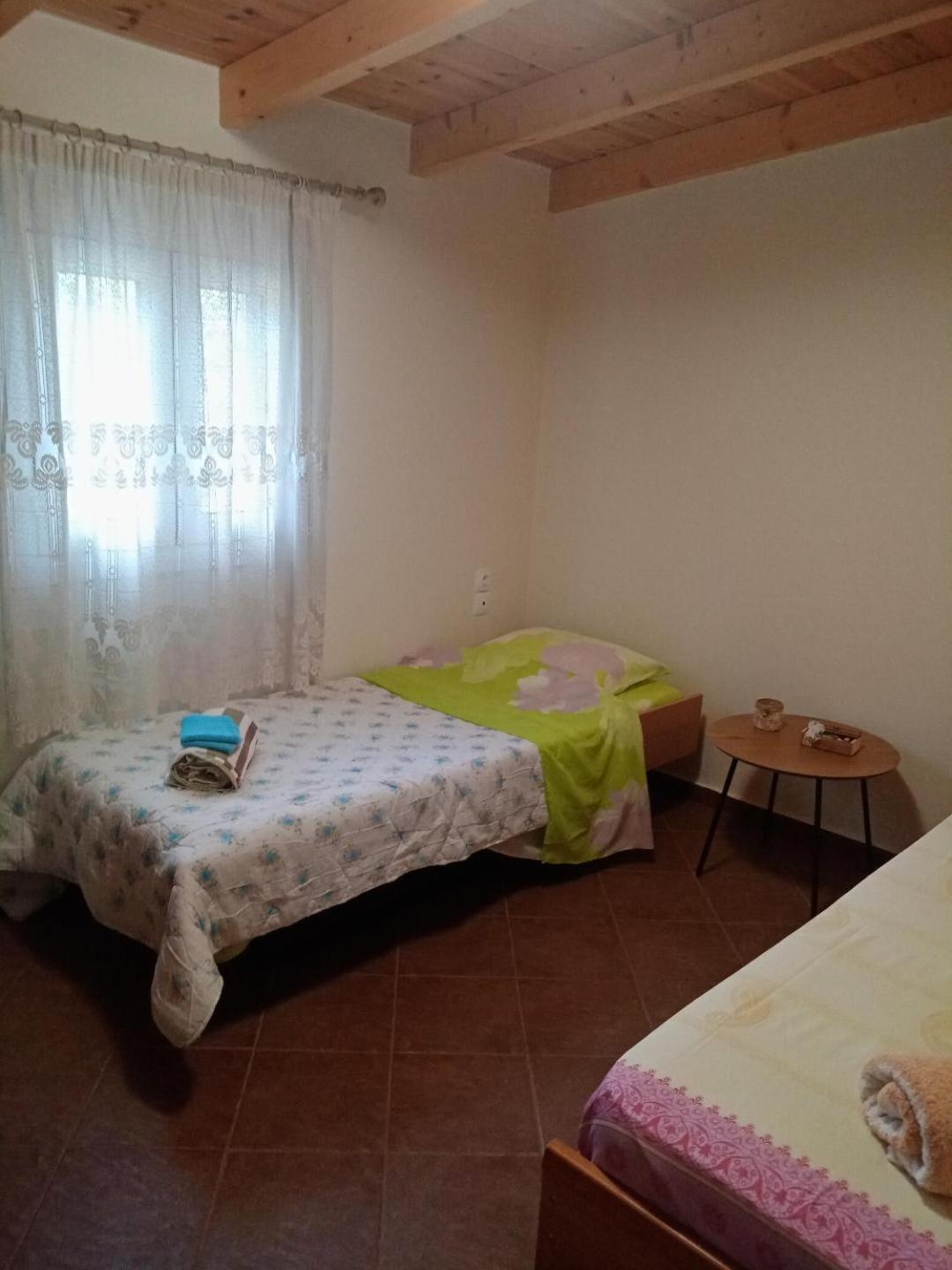 Chrysa'S House Apartment Aigio Extérieur photo